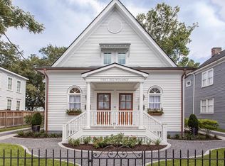 105 Fishburne St #B, Charleston, SC 29403