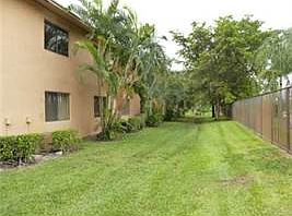 2nd image of 5020 Palm Hill Dr APT 120