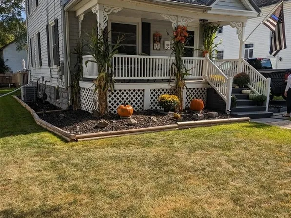 18 Bennett Ave, Oakfield, NY 14125