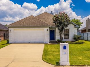 16 Dauphine Pl, Maumelle, AR 72113