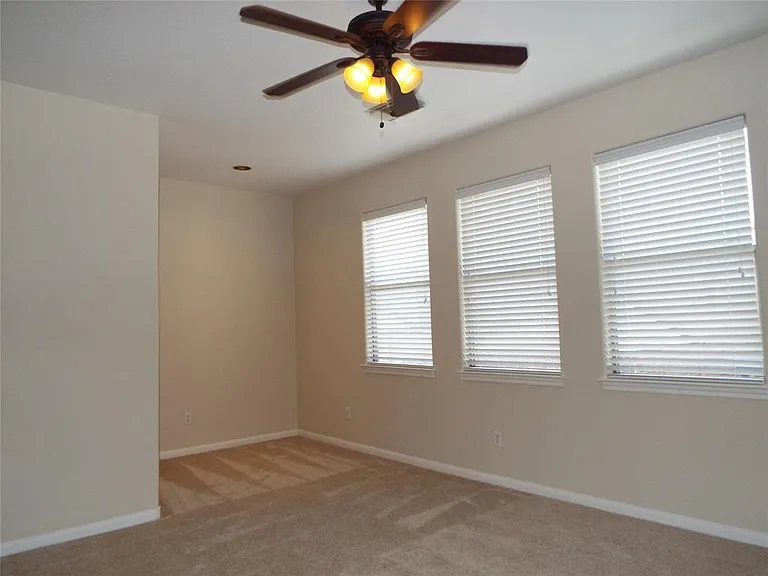 11400 W Parmer Ln #27 — Photo 12