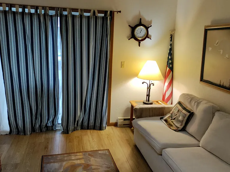 6250 N Harris Harbor Dr — Photo 14