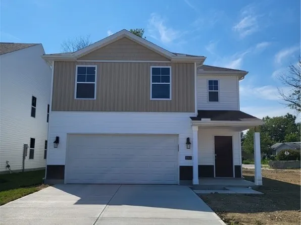 1015 N South St, Wilmington, OH 45177