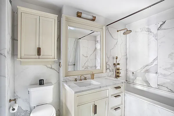 Sold by Compass | media 5