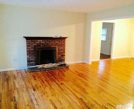 1st image of 470 43 Street
