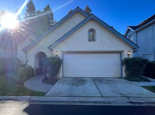 3069 W Silverhill Ln, Fresno, CA