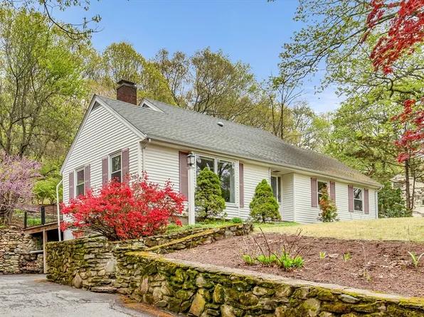 9 Mill Rd, Westborough, MA 01581