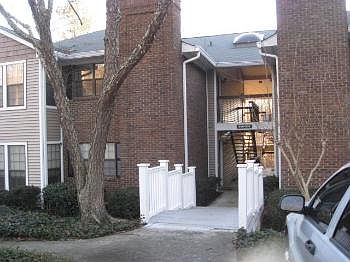 2nd image of 608 Barrington Hills Dr