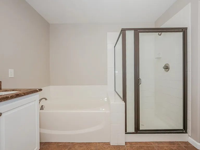 8300 Wildwood Glen Dr — Photo 12