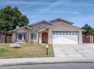 3701 Rockcastle Dr, Bakersfield, CA