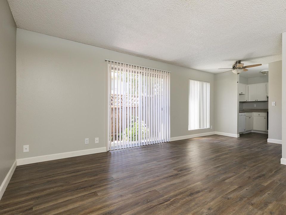 1st image of 4875 Manzanita Ave APT 33