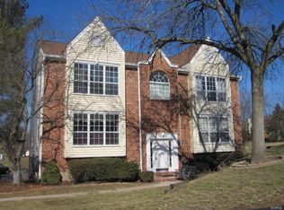 1020 Gifford Ct APT D, Florissant, MO 63031