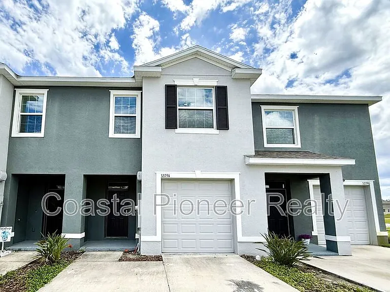 32794 Pez Landing Ln — Photo 1