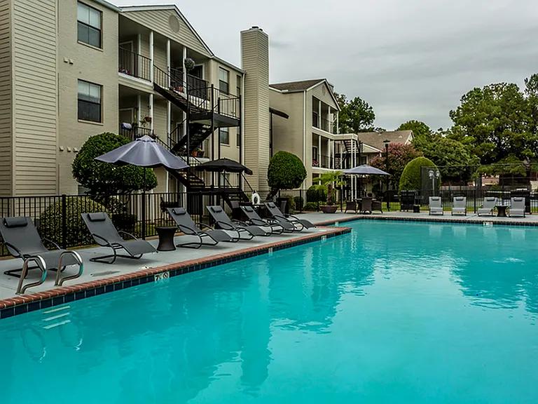 Sparkling Swimming Pool