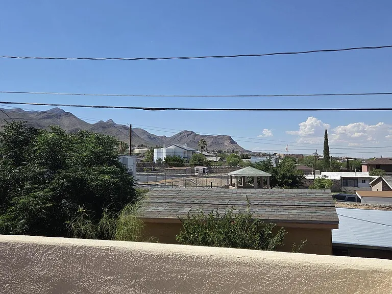 3717 NE Hubble Dr — Photo 35