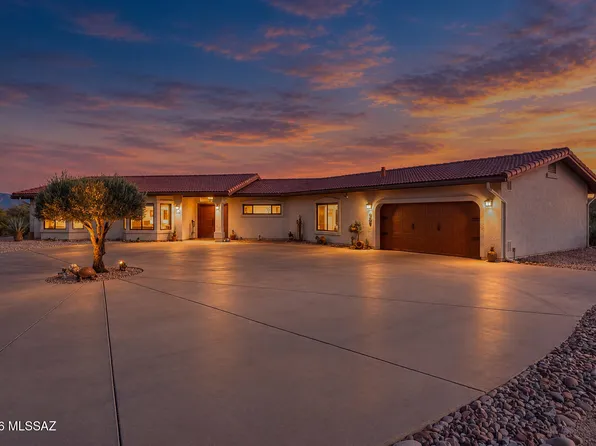 250 W Calle Lecho, Green Valley, AZ 85622