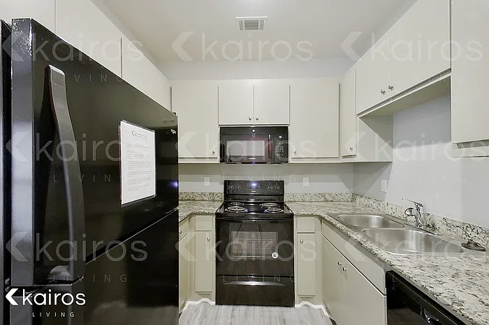 2103 Perry St #A — Photo 8