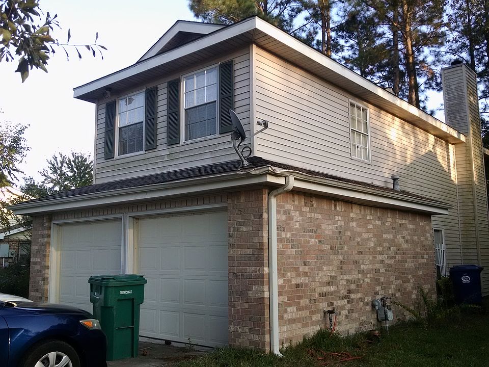 1st image of 142 Honeywood Dr