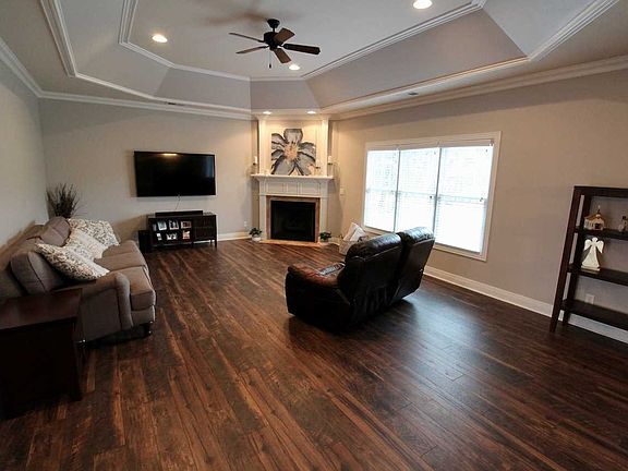 3rd image of 13200 Sylvan Ct