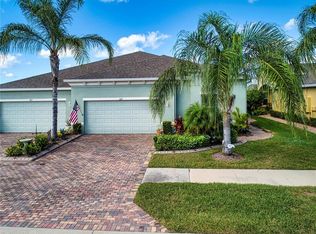 687 Chipper Dr, Sun City Center, FL 33573