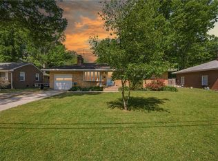 13 Richland Dr, Newport News, VA 23608