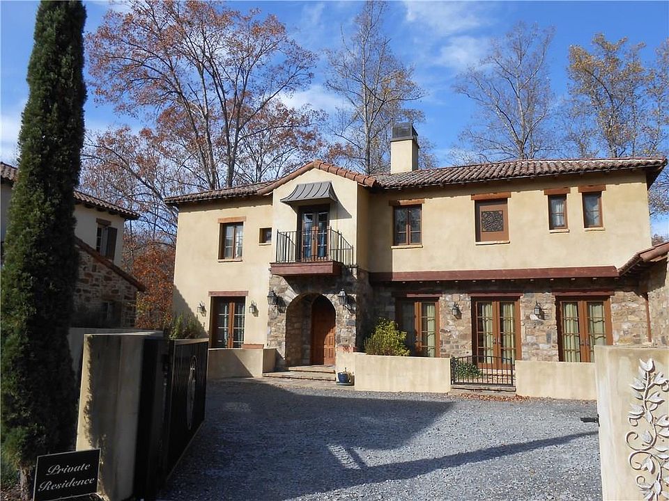 1st image of 96 Piazza Pomino