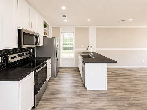 4th image of 129 Ridge Way