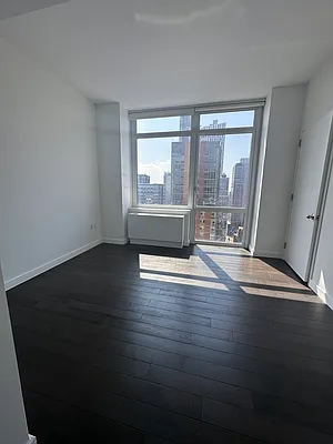 Rented by Lalezarian Properties | media 15