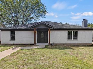 6000 Cool Springs Dr, Arlington, TX 76001