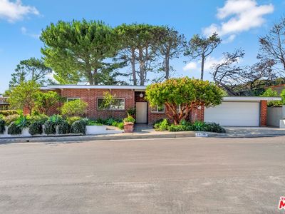 16798 Charmel Ln, Pacific Palisades, CA, 90272