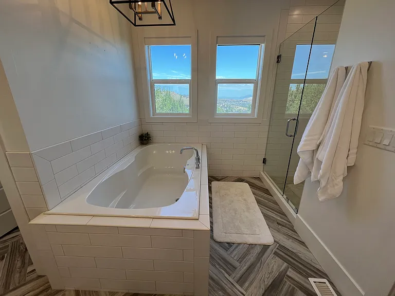 3887 E South Pass Cv — Photo 10