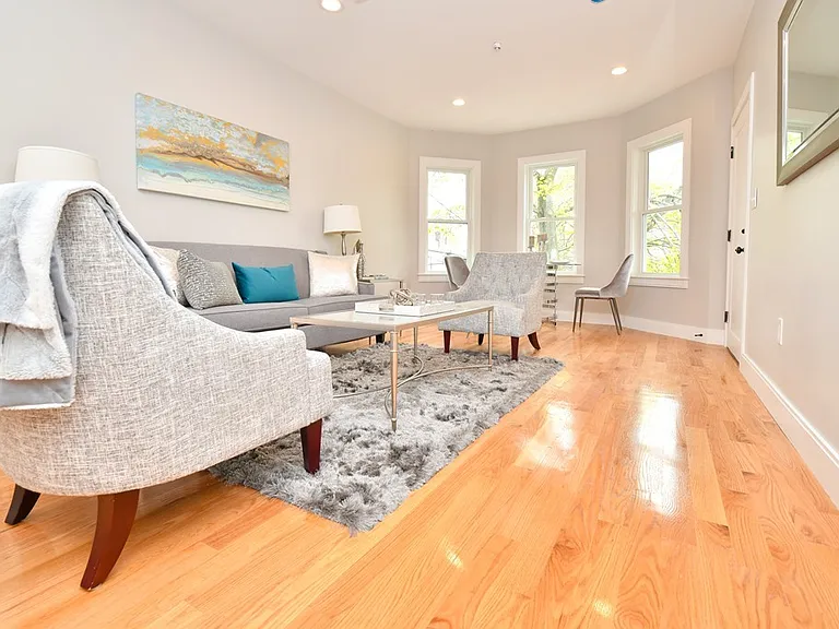 5 Irving St #2 — Photo 2