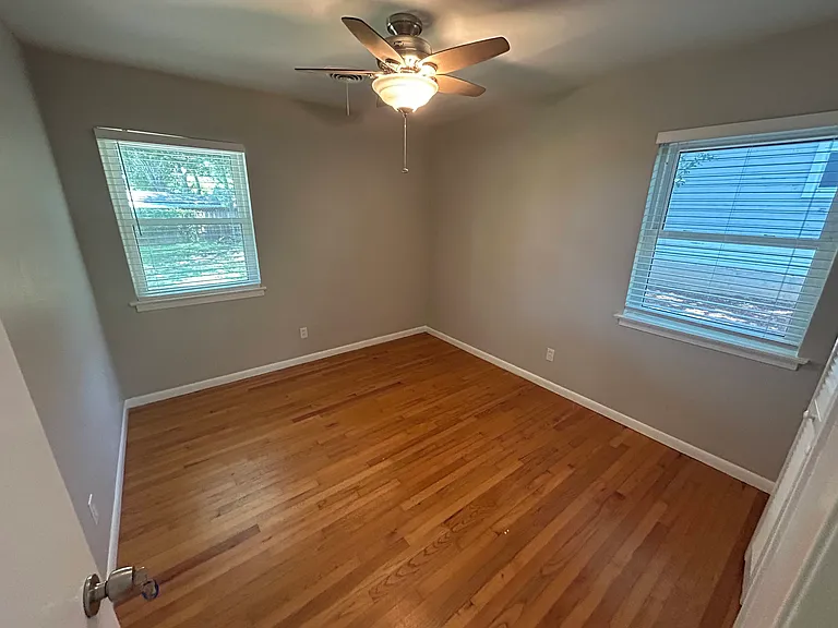 1107 Eric Ave — Photo 14