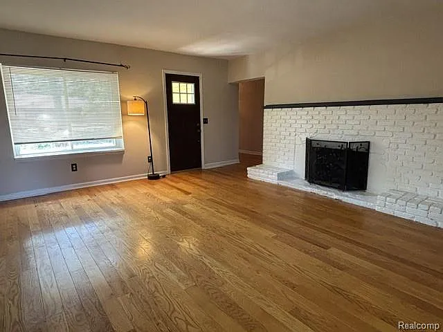 4784 Sylvester Ave — Photo 6