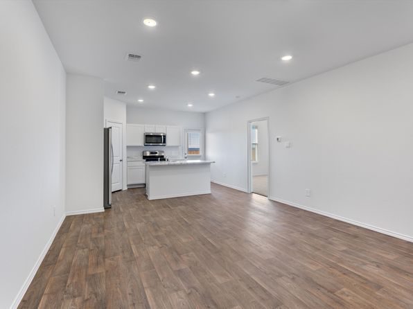 599 Arnold Loop #B, Kyle, TX 78640