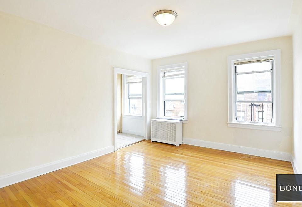 1st image of 3919 62nd St APT 41