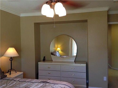 4th image of 10441 Whitcomb Way