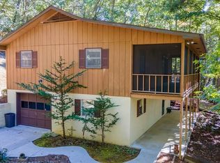 166 Low Brace Rd, Franklin, NC 28734