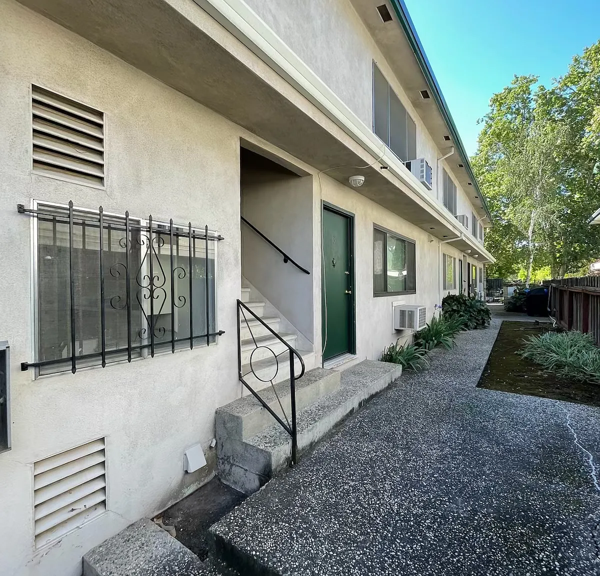 1 bed, $1,200 — Photo 3