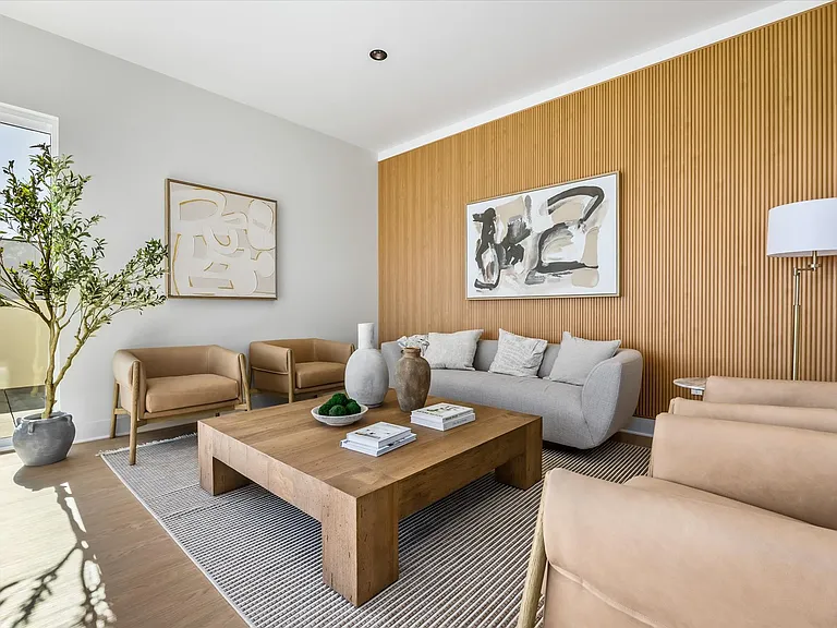 401 W Grand Ave #202 — Photo 48
