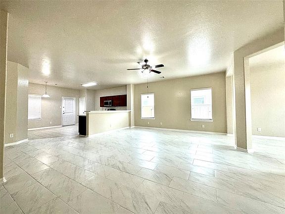 5th image of 6114 Borage St