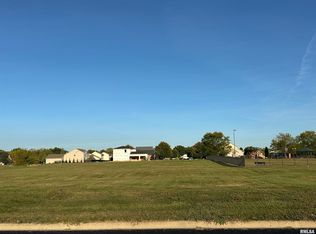 110 Sable Ln, Washington, IL 61571