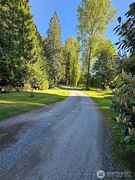 5th image of 23618 SE Tiger Mountain Road