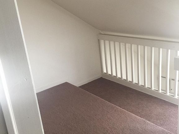3rd image of 219 Main St #3