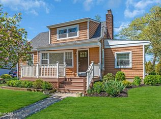 4 W Lake Rd, Red Bank, NJ 07701