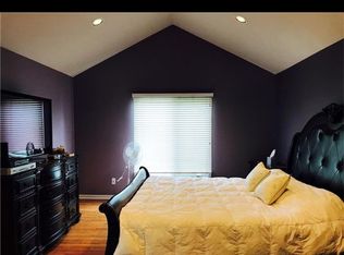 19856 Mapleton Dr, Macomb, MI 48044