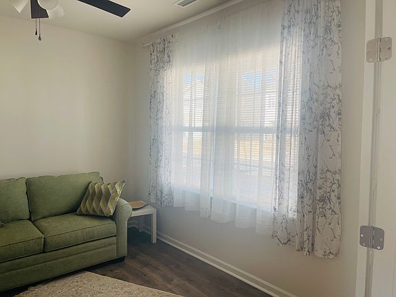 Flex room