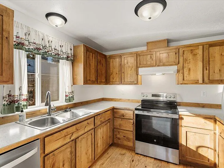 52459 Medill Ct — Photo 9