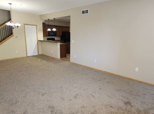 558 86th St, West Des Moines, IA 50266