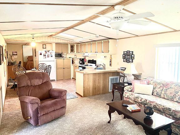 4th image of 602 Spanish Moss Dr